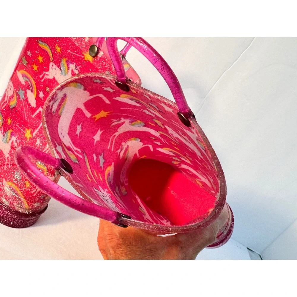 Rain boots Pink Glitter Unicorn & Rainbow Easy-on , light up heels‎ EUC